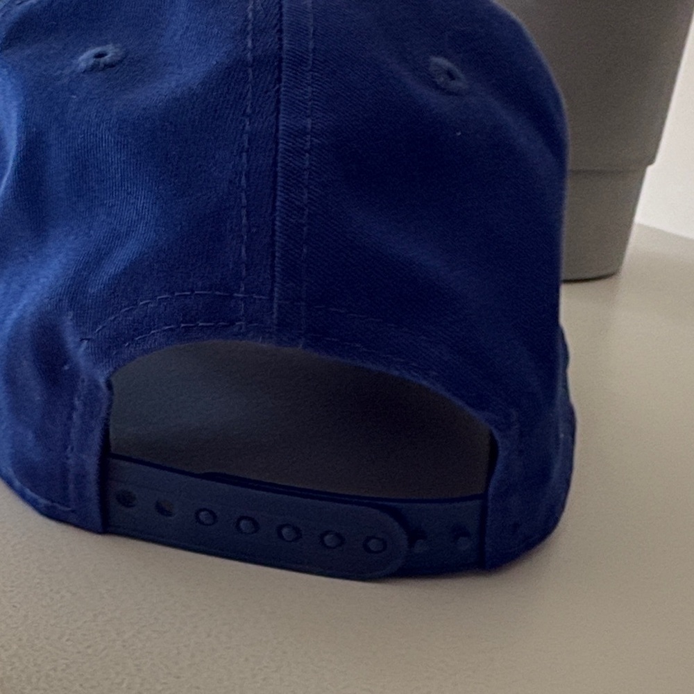 New Era Chelsea Football Club Soccer Hat (adjustable). Like New! - Picture 3 of 5